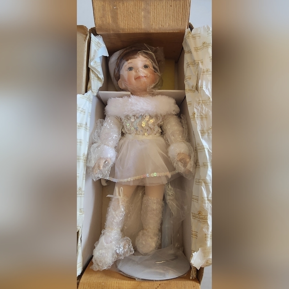 NWT ASHTON-DRAKE GALLERIES My Little Ballerina